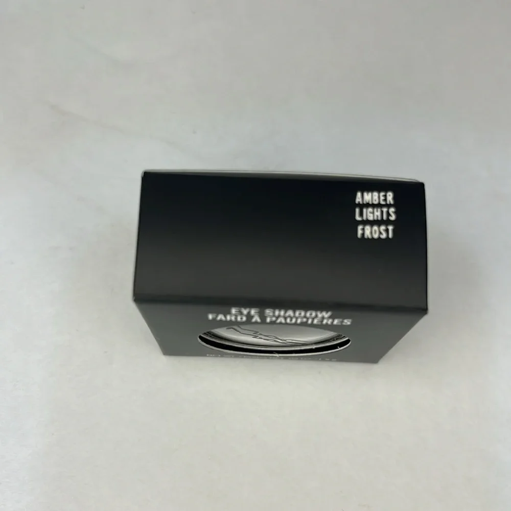 NEW MAC Eyeshadow - Amber Light Frost